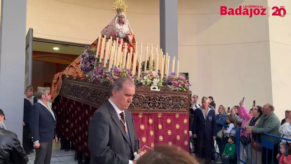 La procesión de Dulce Nombre de María en el Cerro de Reyes abre la Semana Santa de Badajoz