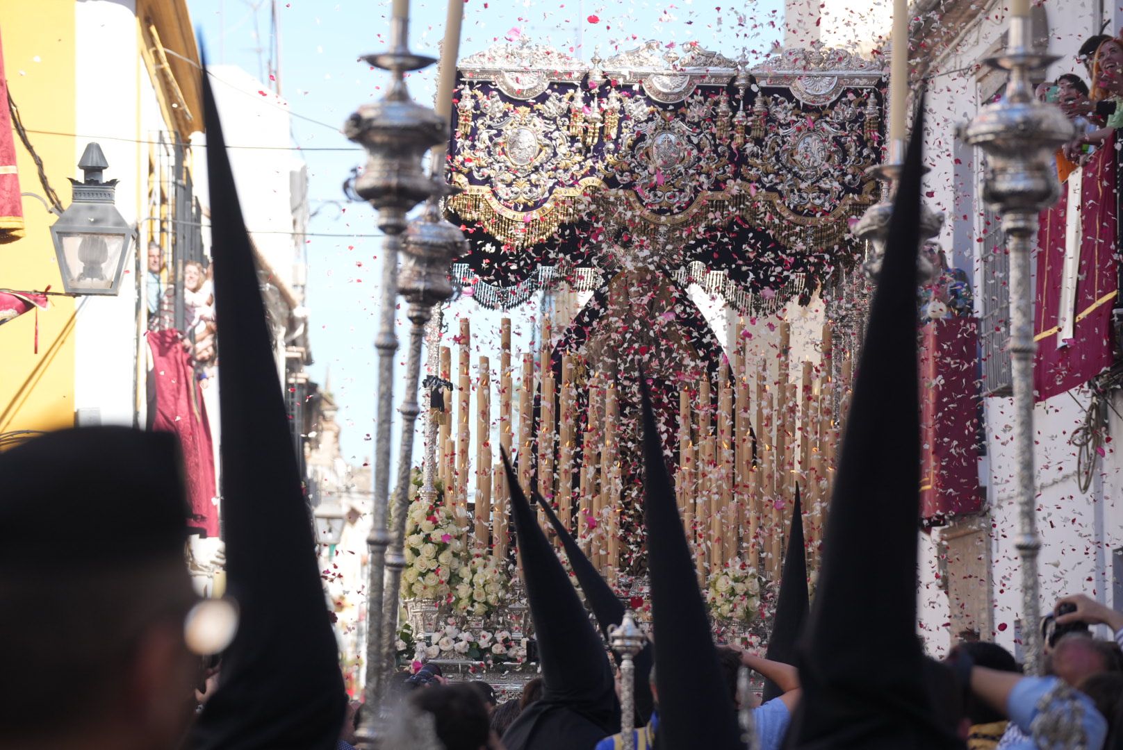 Las Penas de Santiago rrecorre las calles de Córdoba