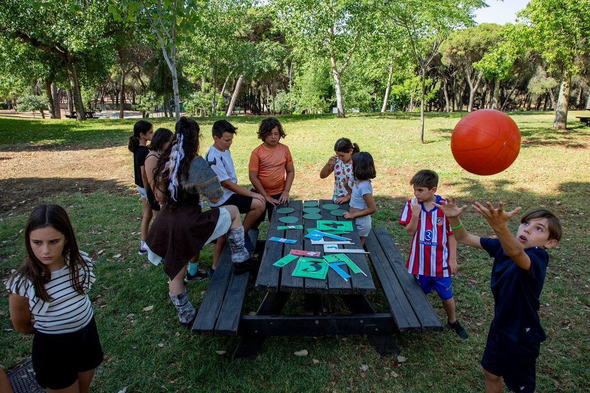 Los campamentos de verano en Cerro Muriano, en imágenes