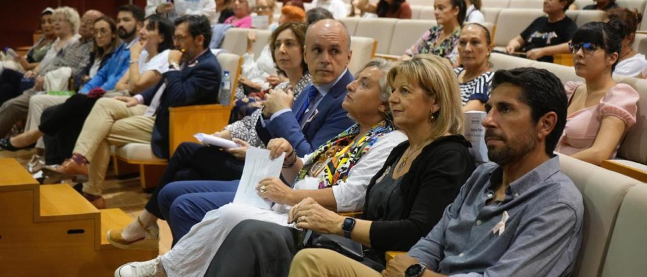 Así fue la jornada sobre el cáncer de mama &quot;Avanzando hacia la cura: terapias personalizadas&quot;