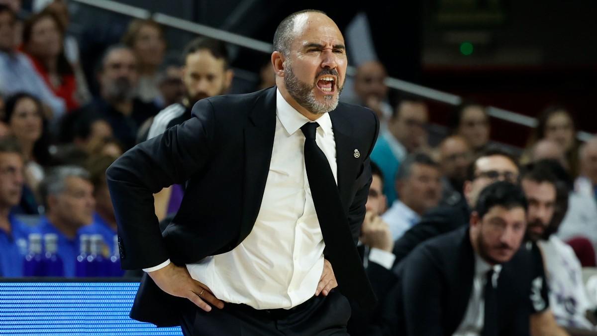 Chus Mateo, durante el encuentro contra la Penya