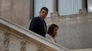 La Generalitat ultima con tres bancos el crédito de 1.800 millones tras el aval del Gobierno al endeudamiento