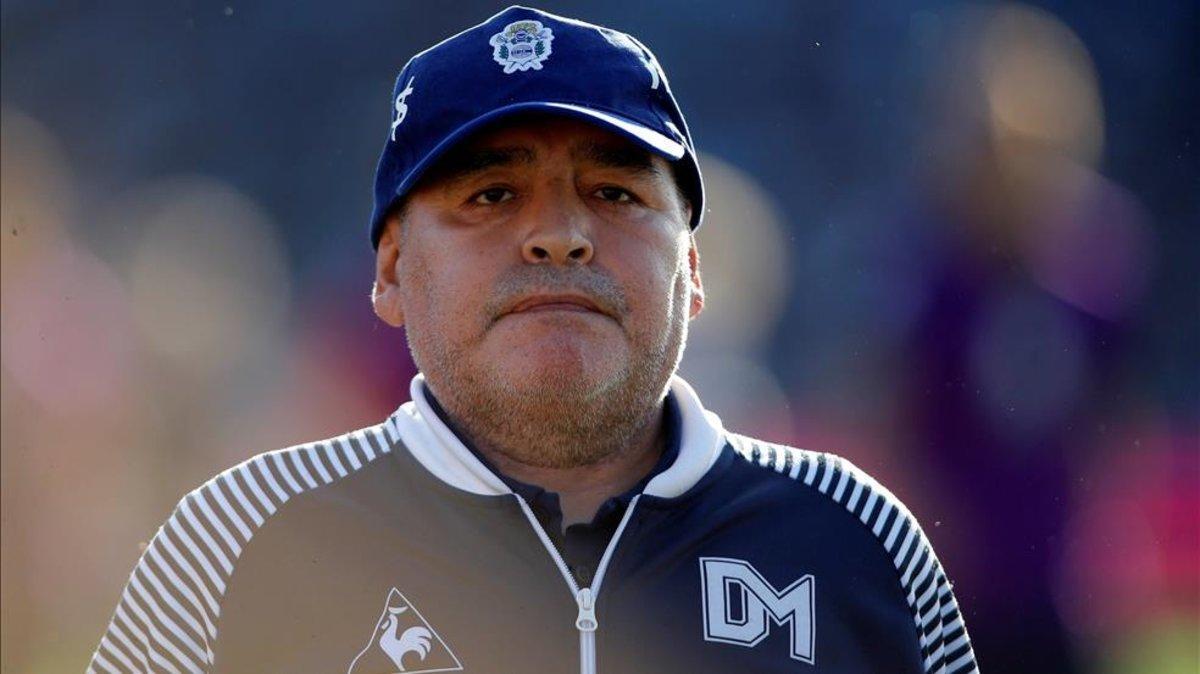 Maradona le ha dado su apoyo a Ronaldinho