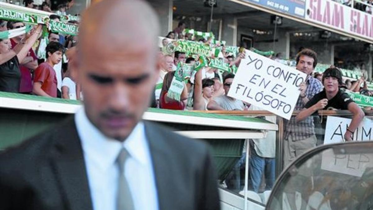 Mourinho, inquieto, durante el partido de ayer en Mallorca.
