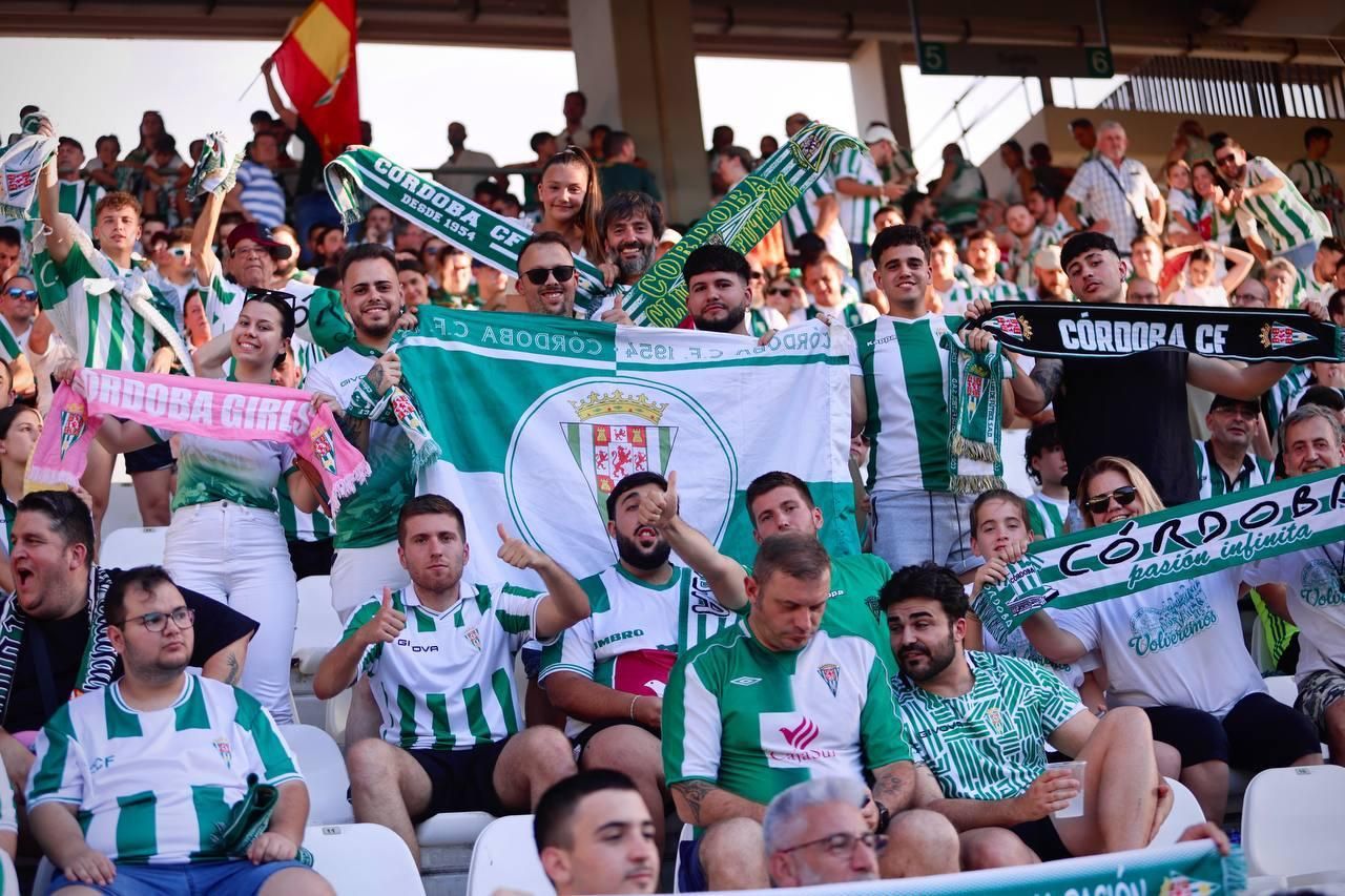 Córdoba CF-Barcelona Atlétic | La afición cordobesista, en imágenes