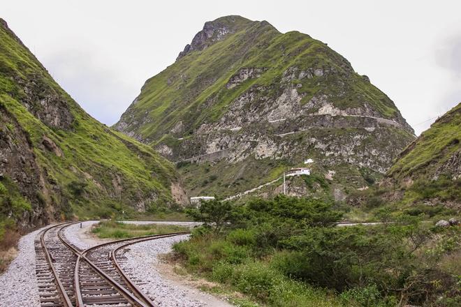 Nariz del Diablo, Ecuador