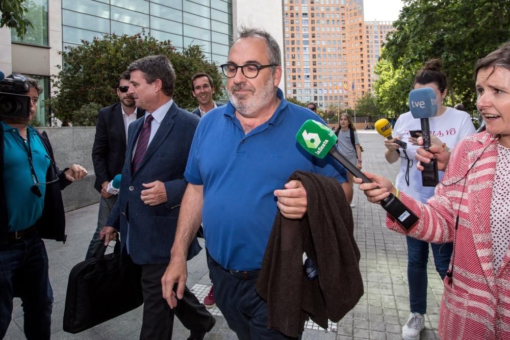 Zaplana, Juan Cotino y los demás acusados en la Operación Erial acuden a declarar