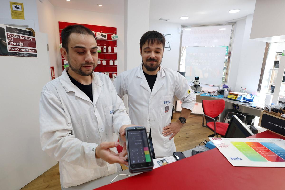 Pontevedra. Comerciantes opinan sobre el uso del Bizum y su regulación.