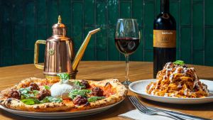 Dos platos del Listo Ristorante de marcado carácter napolitano.