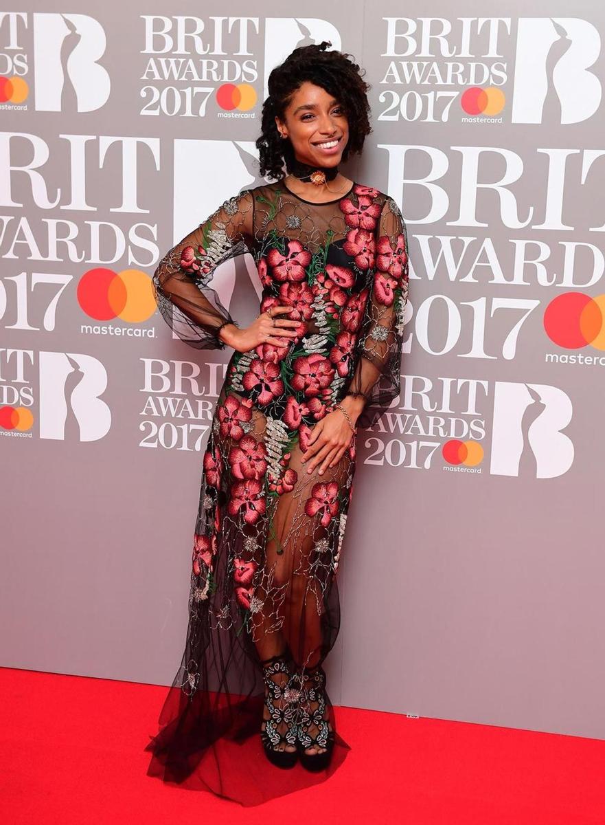 Corinne Bailey y su vestido floreado en los Brit Awards
