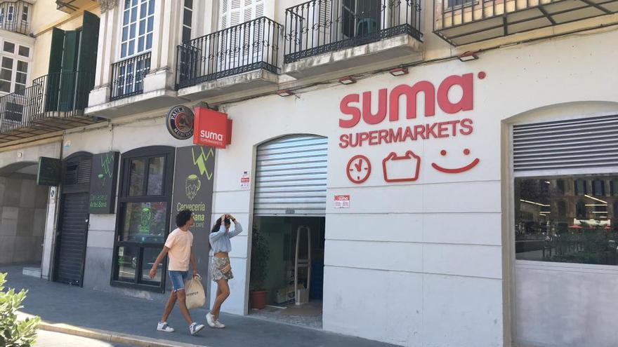 La fachada del supermercado Suma en La Merced.