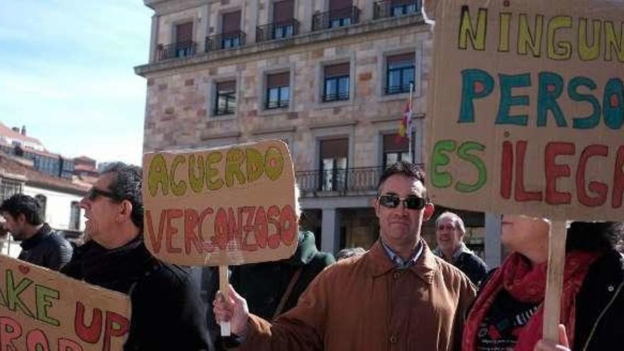 Concentración de la Plataforma en la capital. Foto L. O. Z.