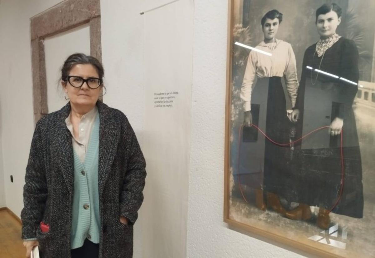 Carmen Santamarina expone su "Libro de oraciones"