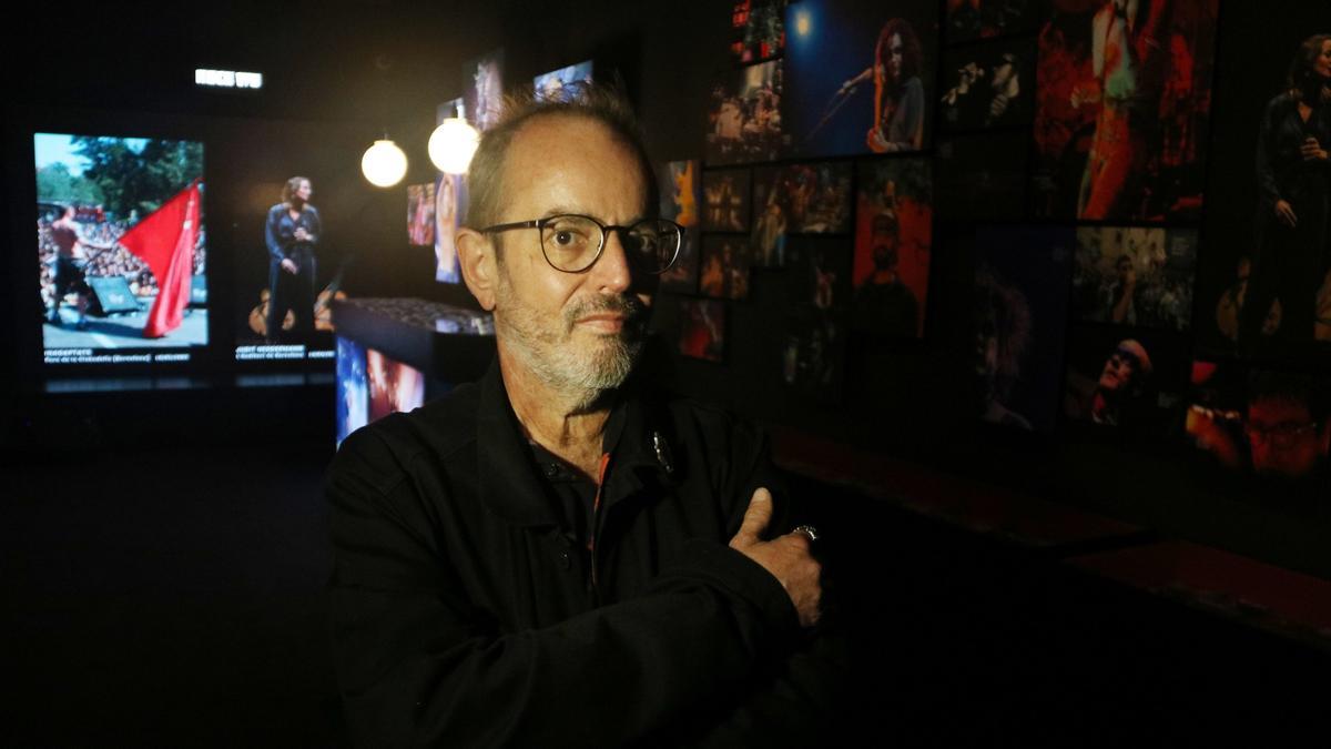 Xavier Mercadé, l’ubic fotògraf de 40 anys de rock a Barcelona