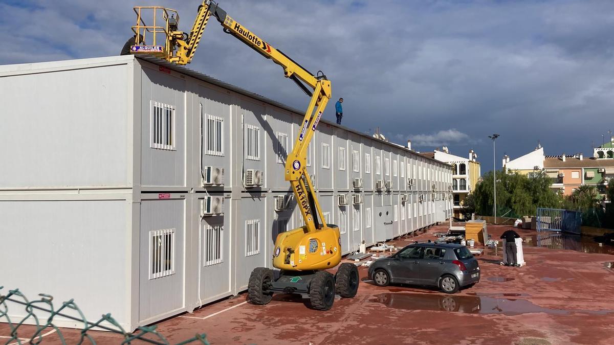 Aulas prefabricadas del colegio Número 16, en Mar Azul