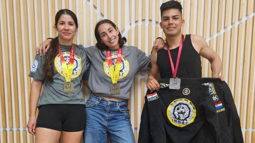 Dos oros y un bronce para el Ibiza MMA Team en Barcelona