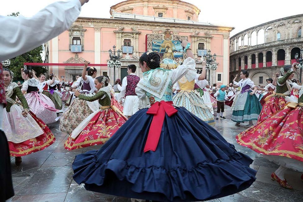 Detalle de la falta de Sara, de Vives y Marí.