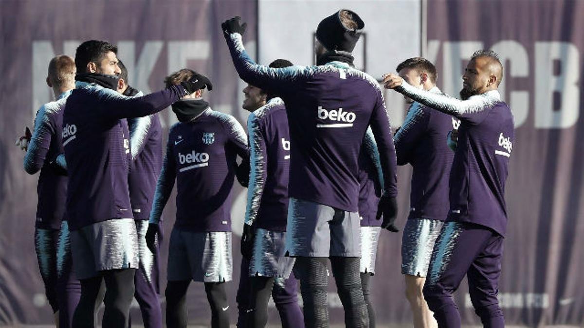 Último entrenamiento del Barça antes de viajar a Getafe