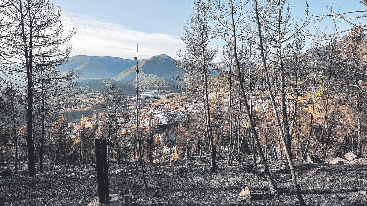 Imagen de unos de los municipios afectados por el incendio que se inició en Villanueva de Viver.