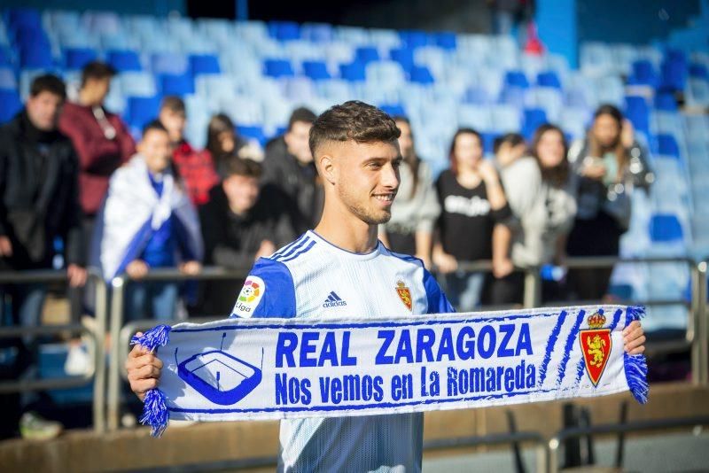 Presentación de Javi Puado