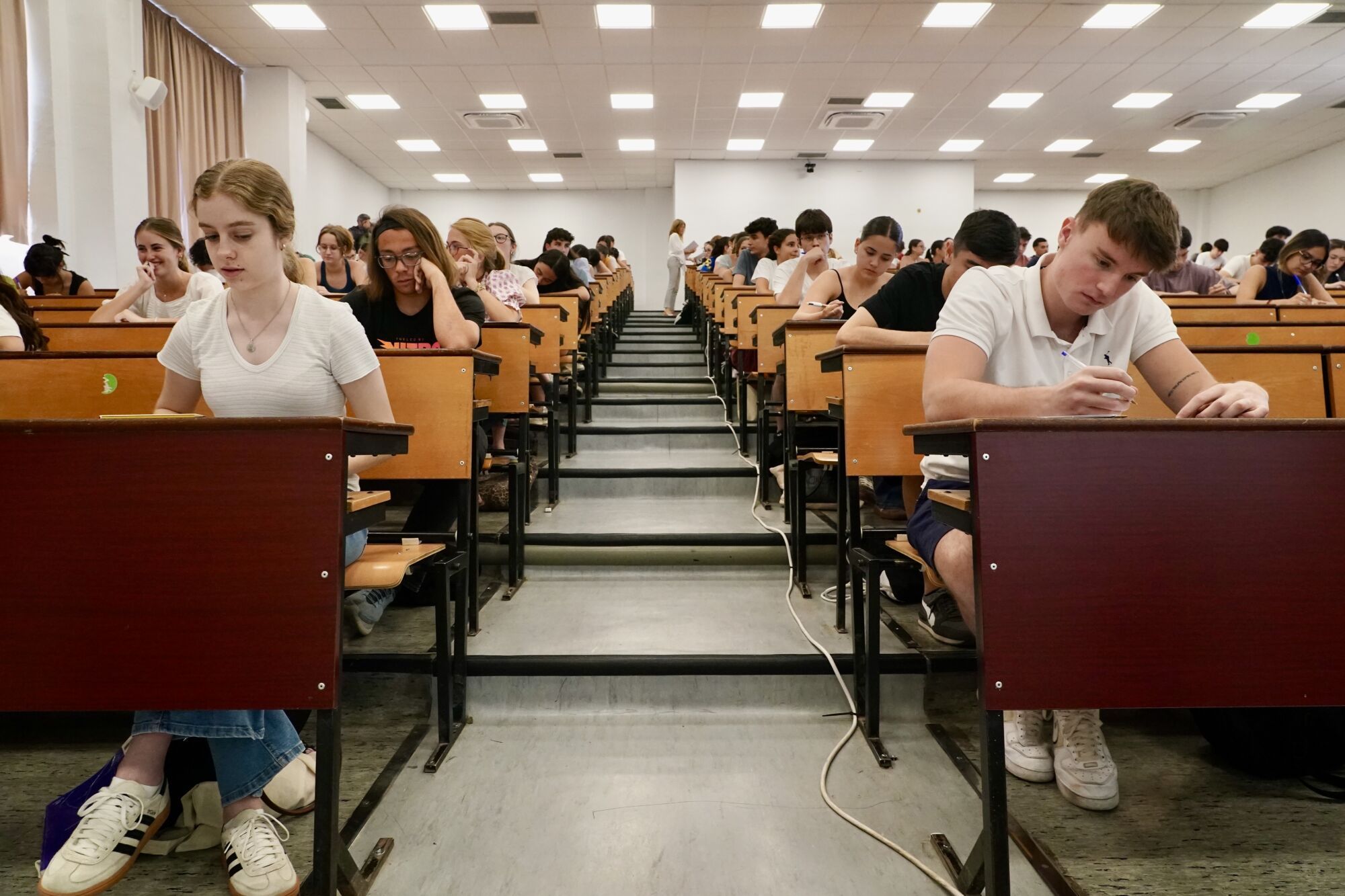 Estudiantes malagueños se enfrentan a la Prueba de Acceso a la Universidad (Selectividad 2025)