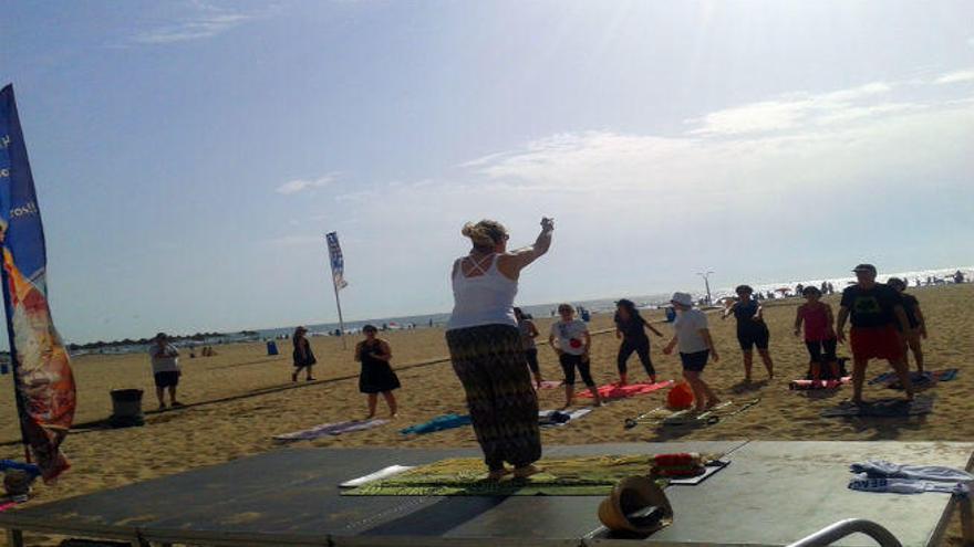 Actividades gratuitas en la playa de la Malva-rosa