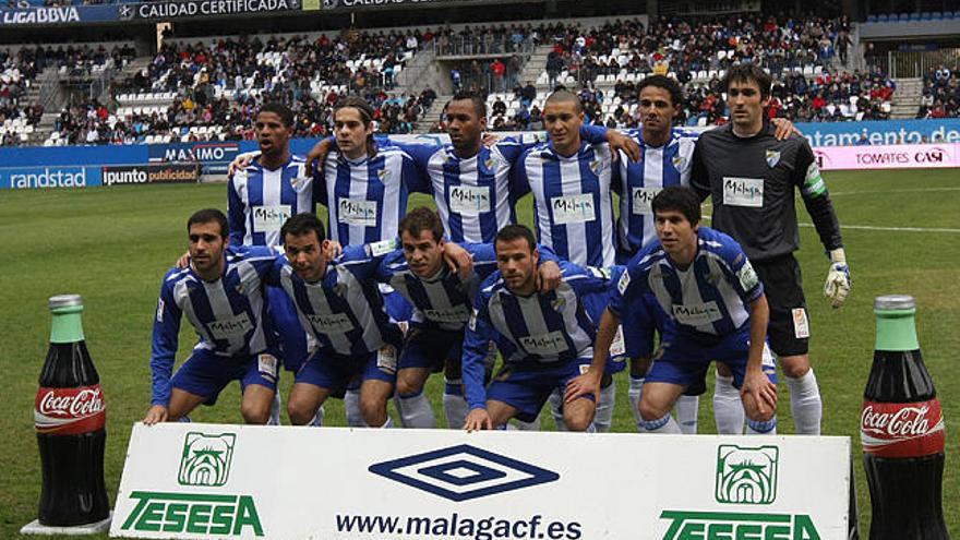 poco público. Muchos aficionados blanquiazules decidieron no acudir ayer al partido que enfrentaba al Málaga contra el Numancia.