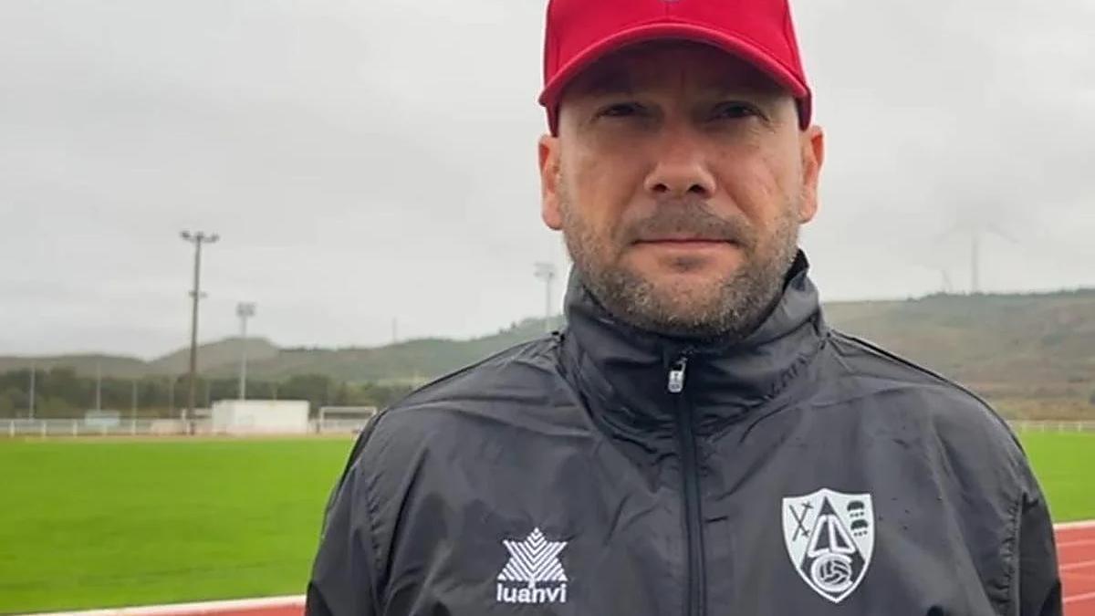 Iván Ruiz, nuevo entrenador del yeclano, en su etapa en el Calahorra