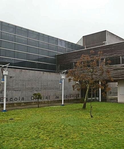 La EOI, ayer cerrada. | // N. PARGA /