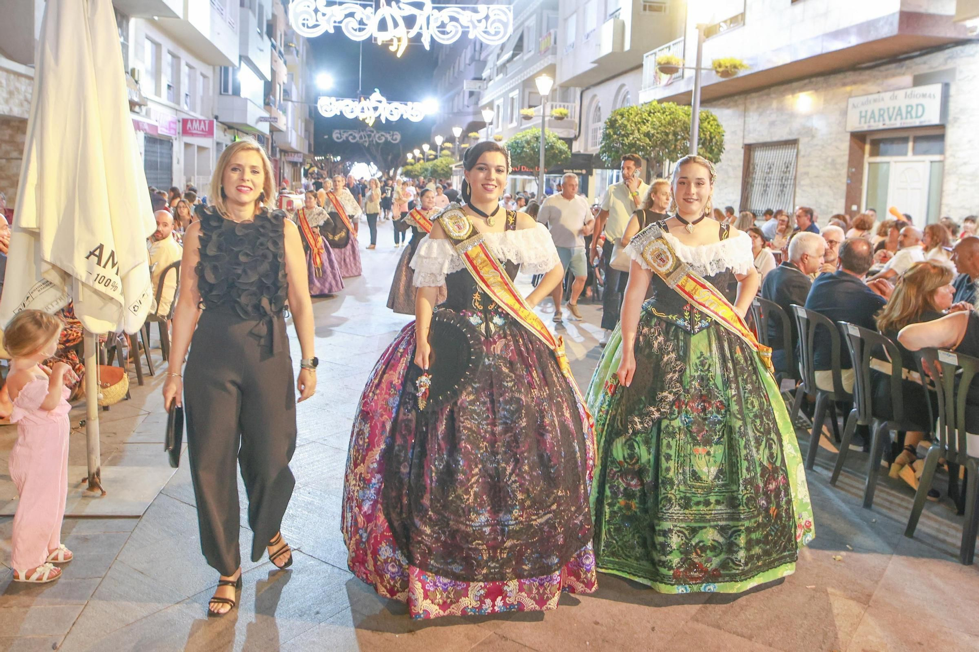 Aquí están las mejores fotos del bando de las fiestas de Almoradí 2025