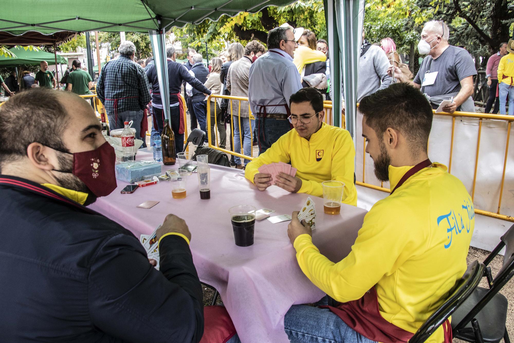 La Fiesta renace a medias en Alcoy