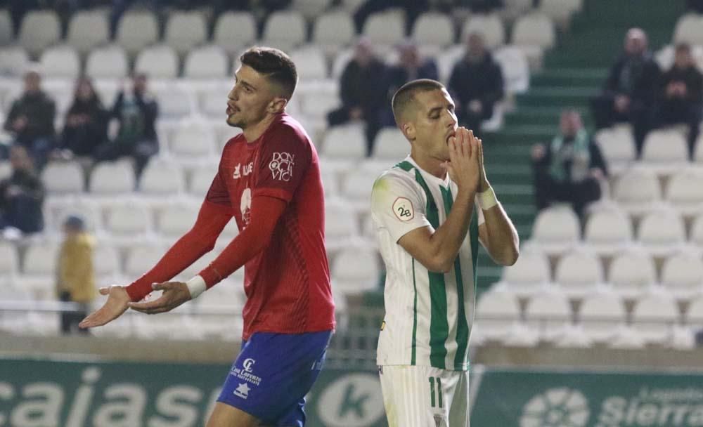 Las imágenes del Córdoba CF Villarobledo