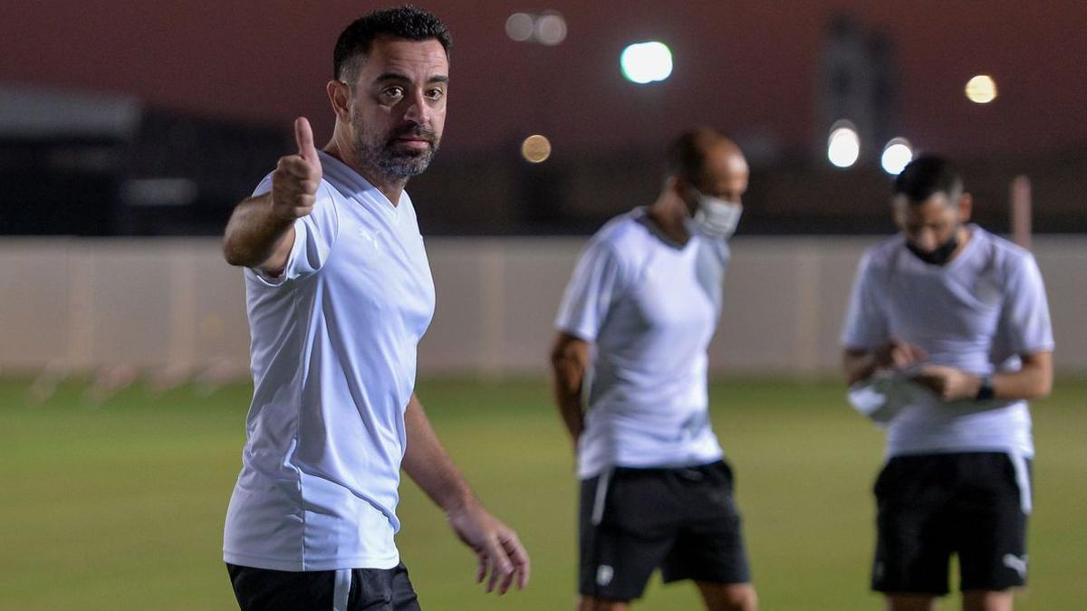 Xavi, en un entrenamiento con el Al-Sadd.