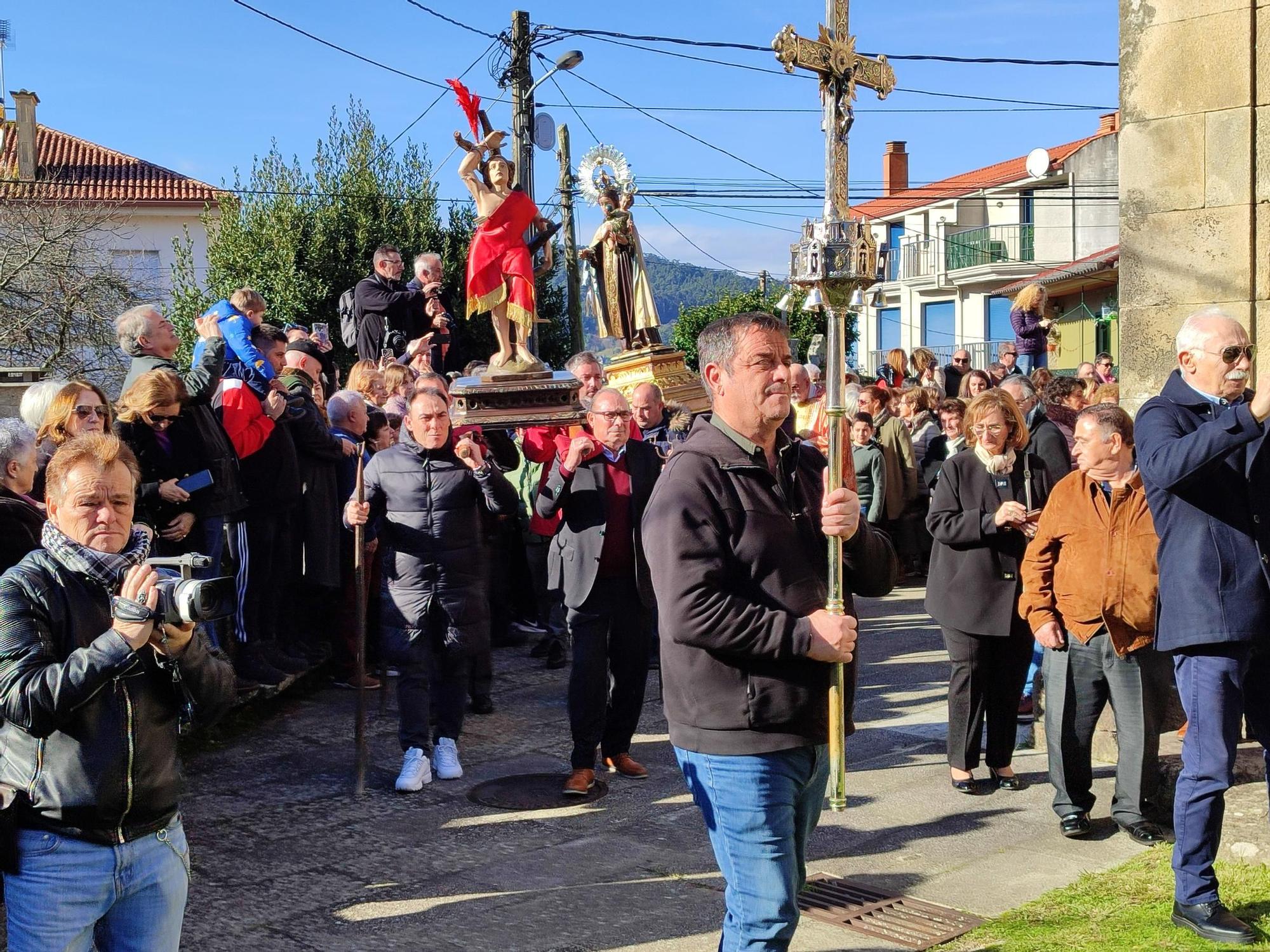 La Danza de las Flores conquista Aldán