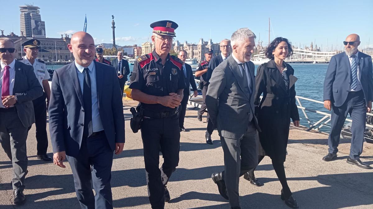 Imagen de la visita del ministro y la consellera a la Copa América