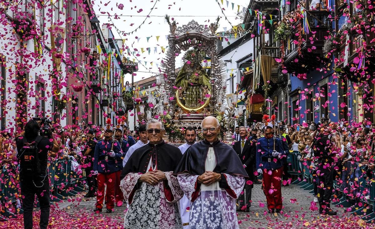 El obispo de Las Palmas pide ampliar las «rutas legales y seguras» de los migrantes