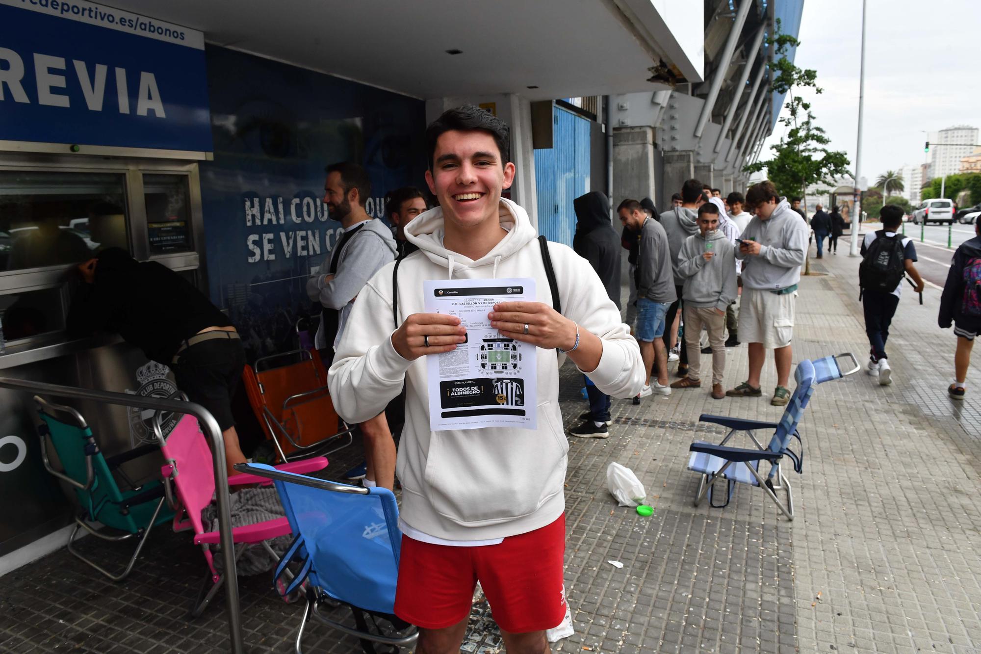 Colas en Riazor por las entradas para el partido del Dépor en Castellón