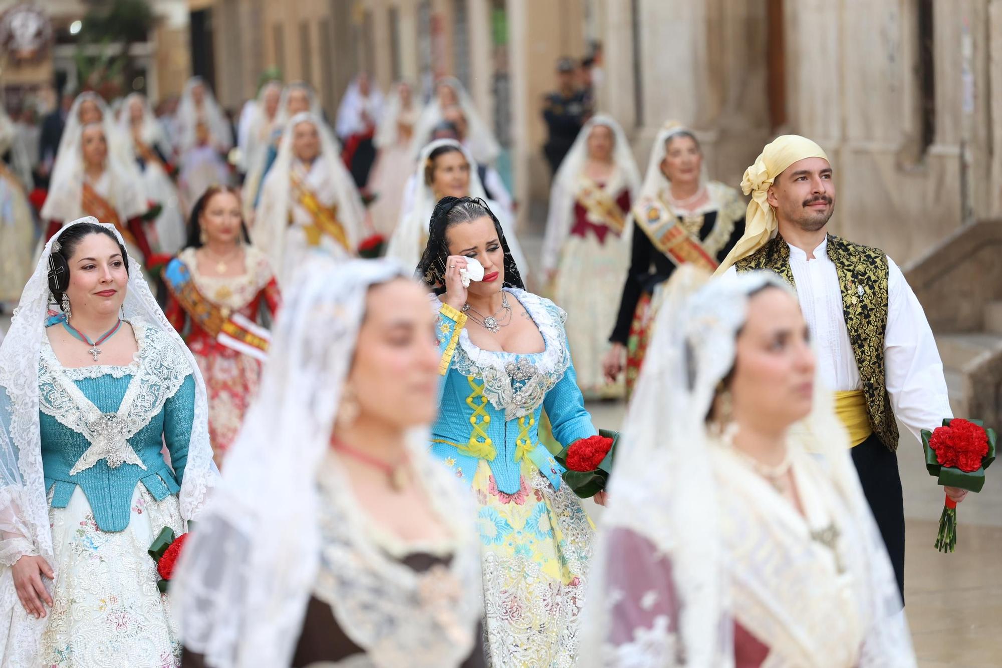 Ofrenda 18 de marzo. Calle San Vicente (16-17 horas)