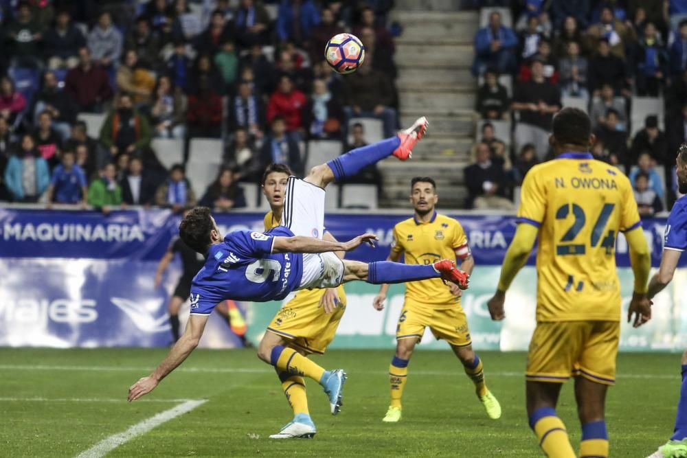 El partido entre el Real Oviedo y el Alcorcón, en imágenes