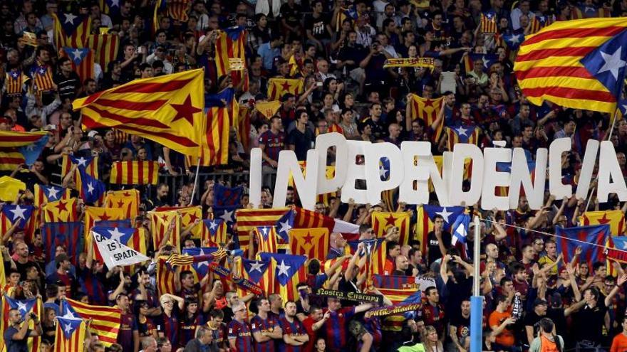 Imagen de esteladas en el Camp Nou