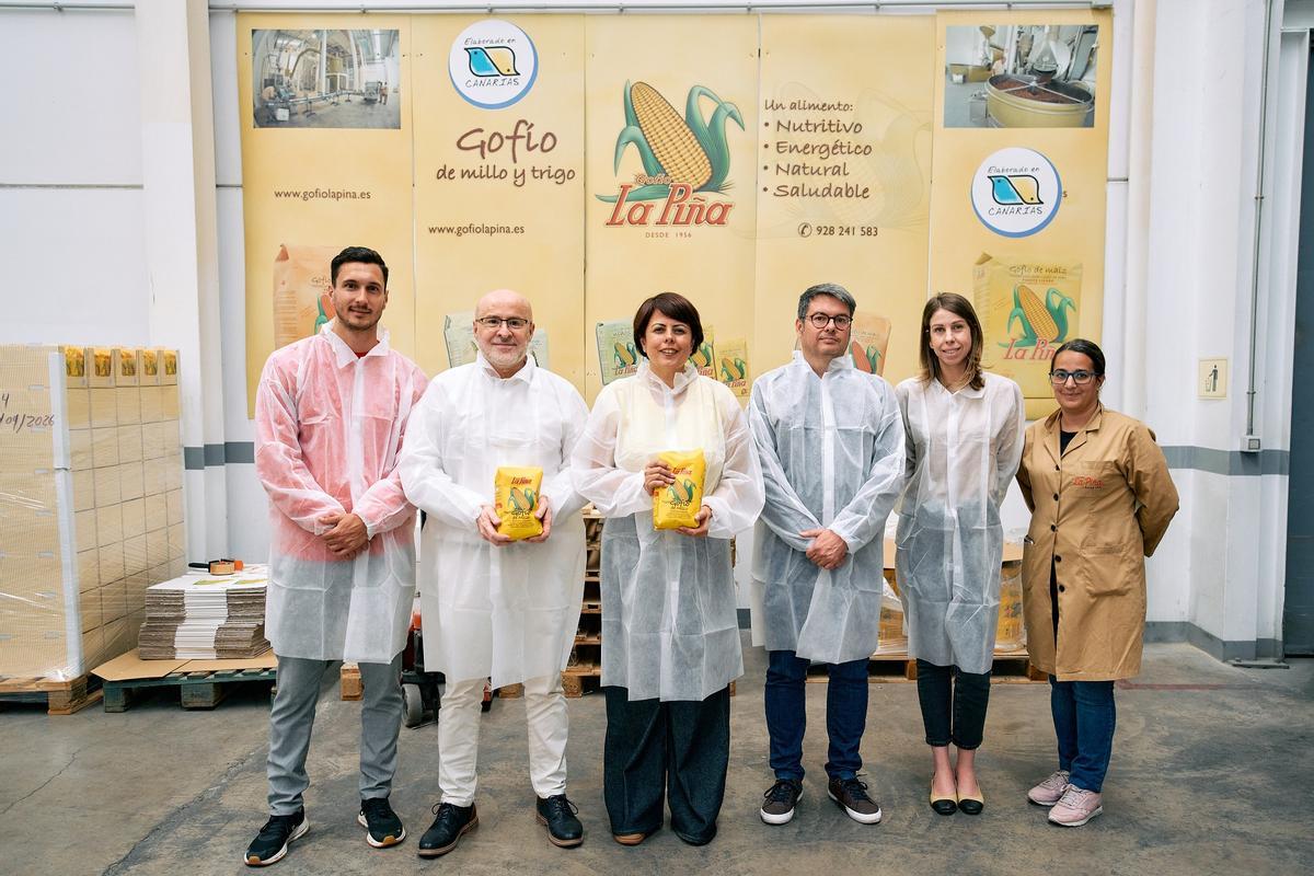 Visita a la fábrica de Gofio La Piña, en Las Palmas de Gran Canaria.