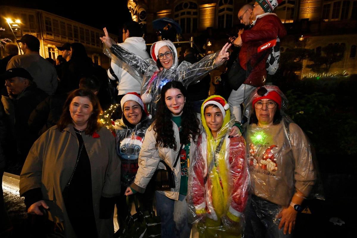 Vigo enciende la Navidad más grande de su historia ante miles de personas