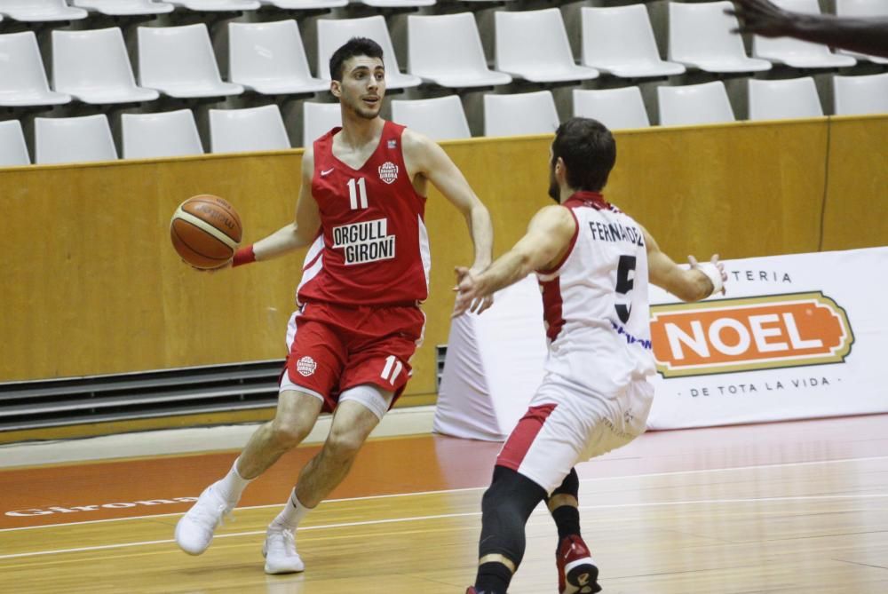 Les imatges del Bàsquet Girona - Villarrobledo (70-58)