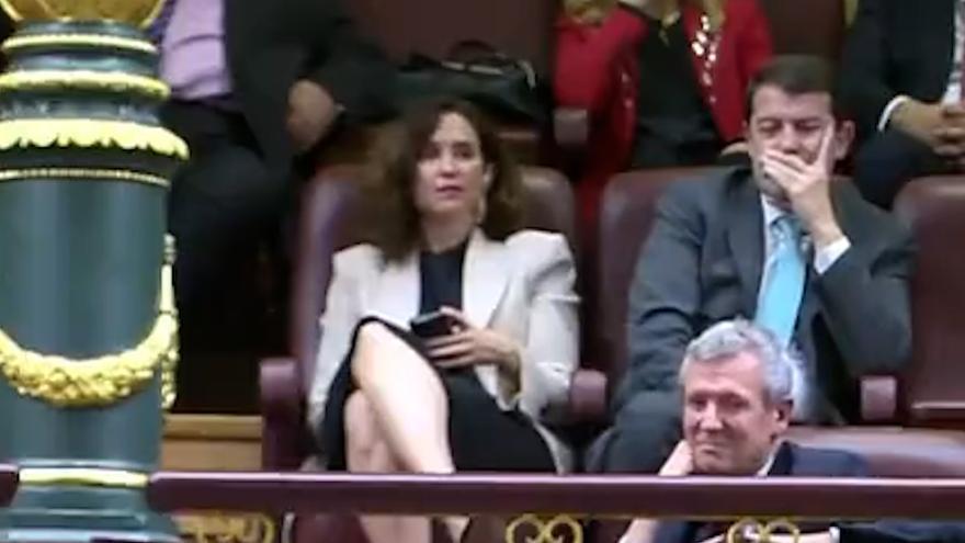 La reacción de Ayuso al hablar Sánchez de ella.