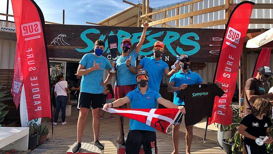 Membres de la secció Paddle Surf del CV Blanes que van competir a Castelló.