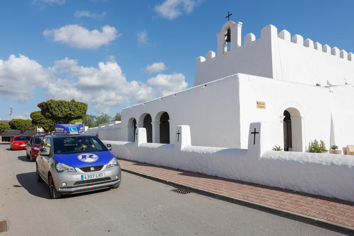 La Autoescuela Residencial es muy conocida por sus promociones, como la que lanzó para los residentes en Sant Jordi.