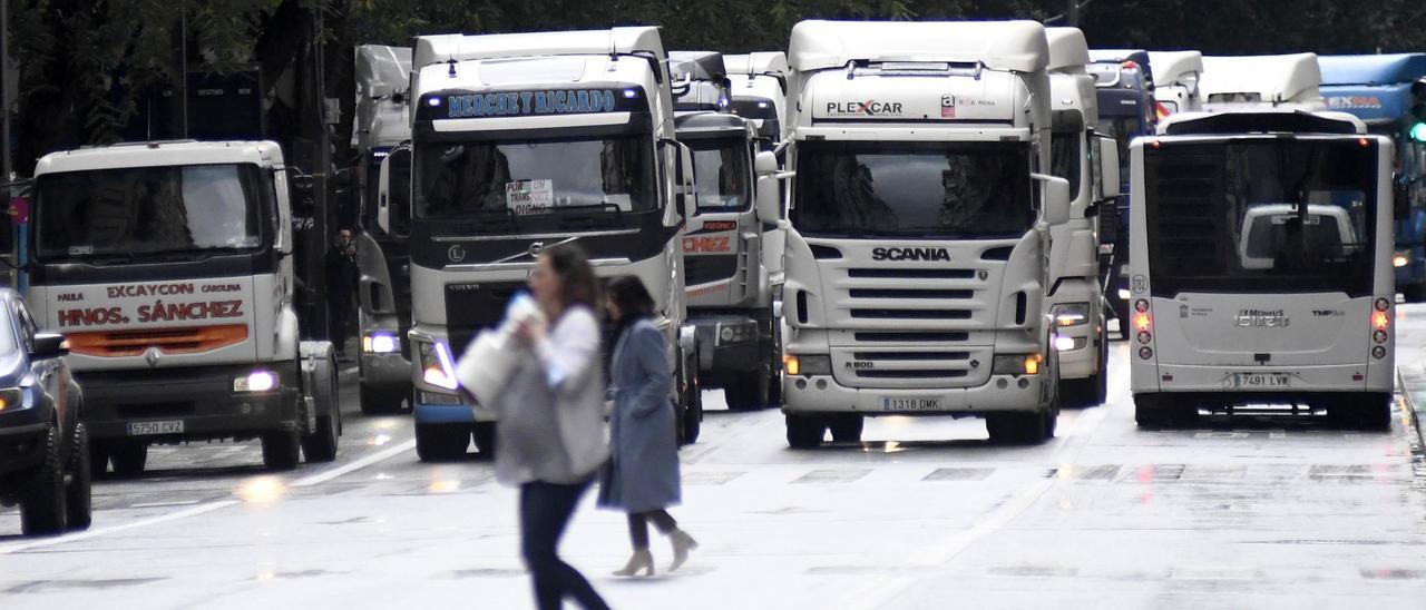 Protesta de transportistas en las calles de Murcia el pasado marzo