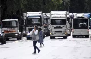 Los transportistas autónomos mantienen la amenaza de huelga