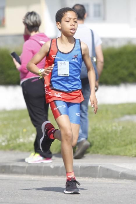 Participantes en el cross escolar de La Carriona.