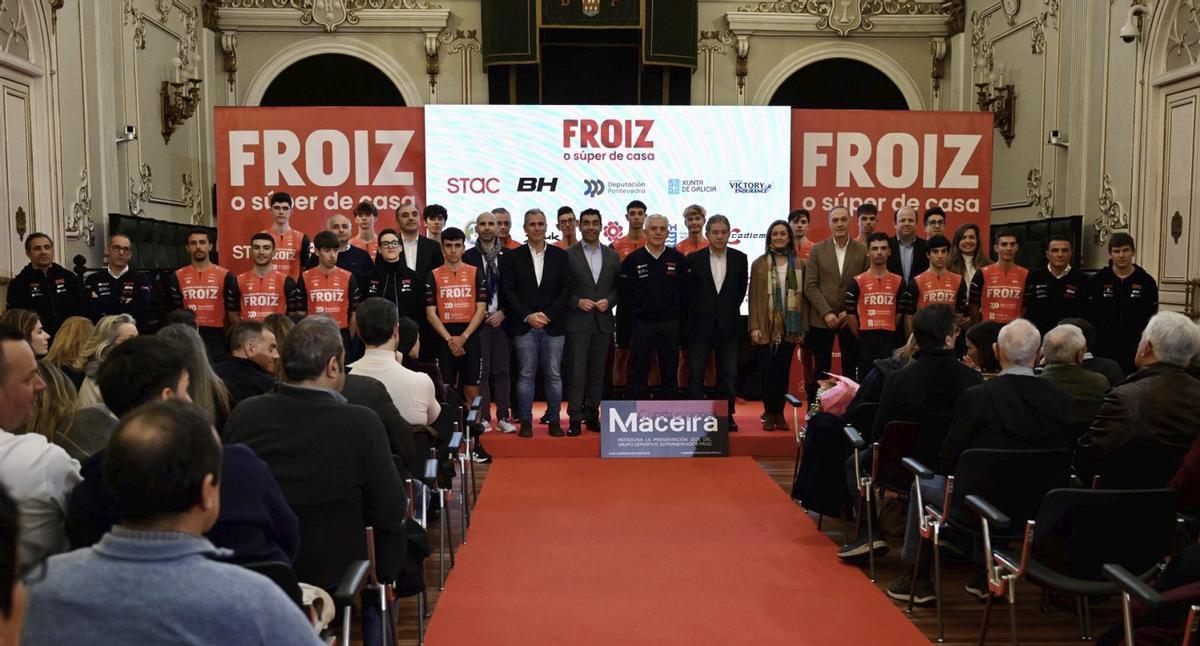 La presentación oficial del Supermercados Froiz en el Pazo Provincial. | RAFA VÁZQUEZ